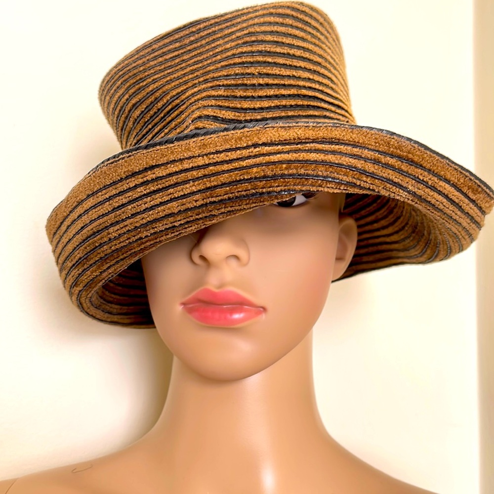 Eric Javits Squishy Hat Soft, Packable, Light Wei… - image 1